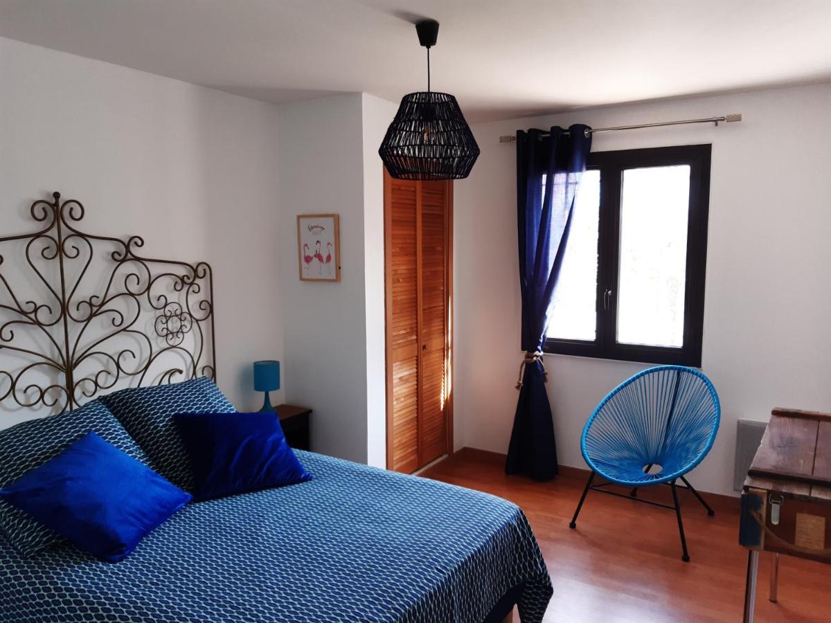 Sous Les Pins Gites Et Chambres D'Hotes La Londe-les-Maures Exterior photo