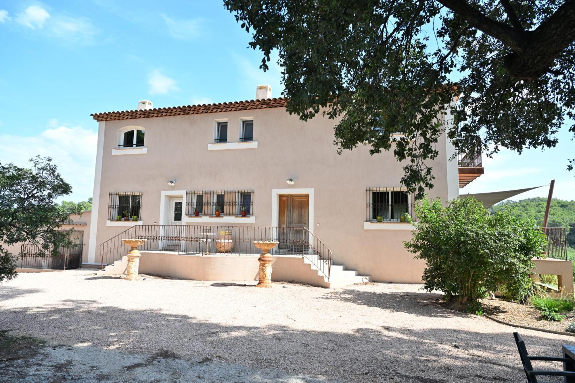 Sous Les Pins Gites Et Chambres D'Hotes La Londe-les-Maures Exterior photo